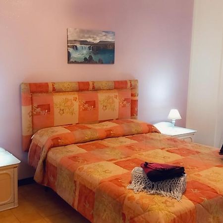 Appartamento Incantevole Al Centro Di Torvaianica Ngoại thất bức ảnh