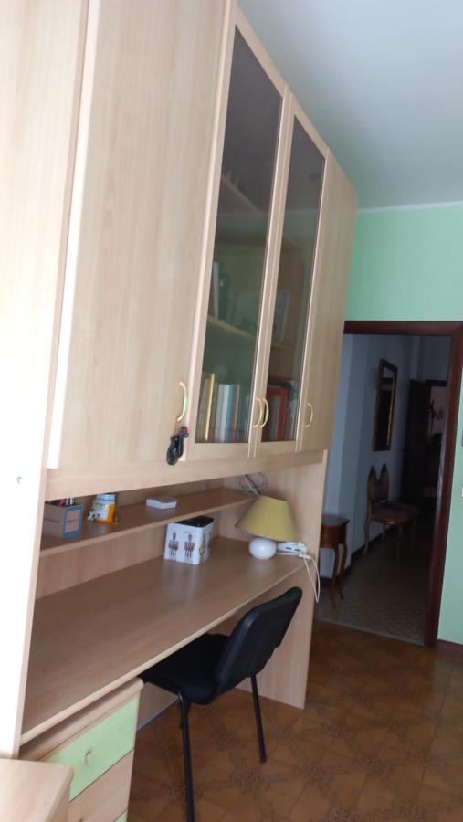 Appartamento Incantevole Al Centro Di Torvaianica Ngoại thất bức ảnh