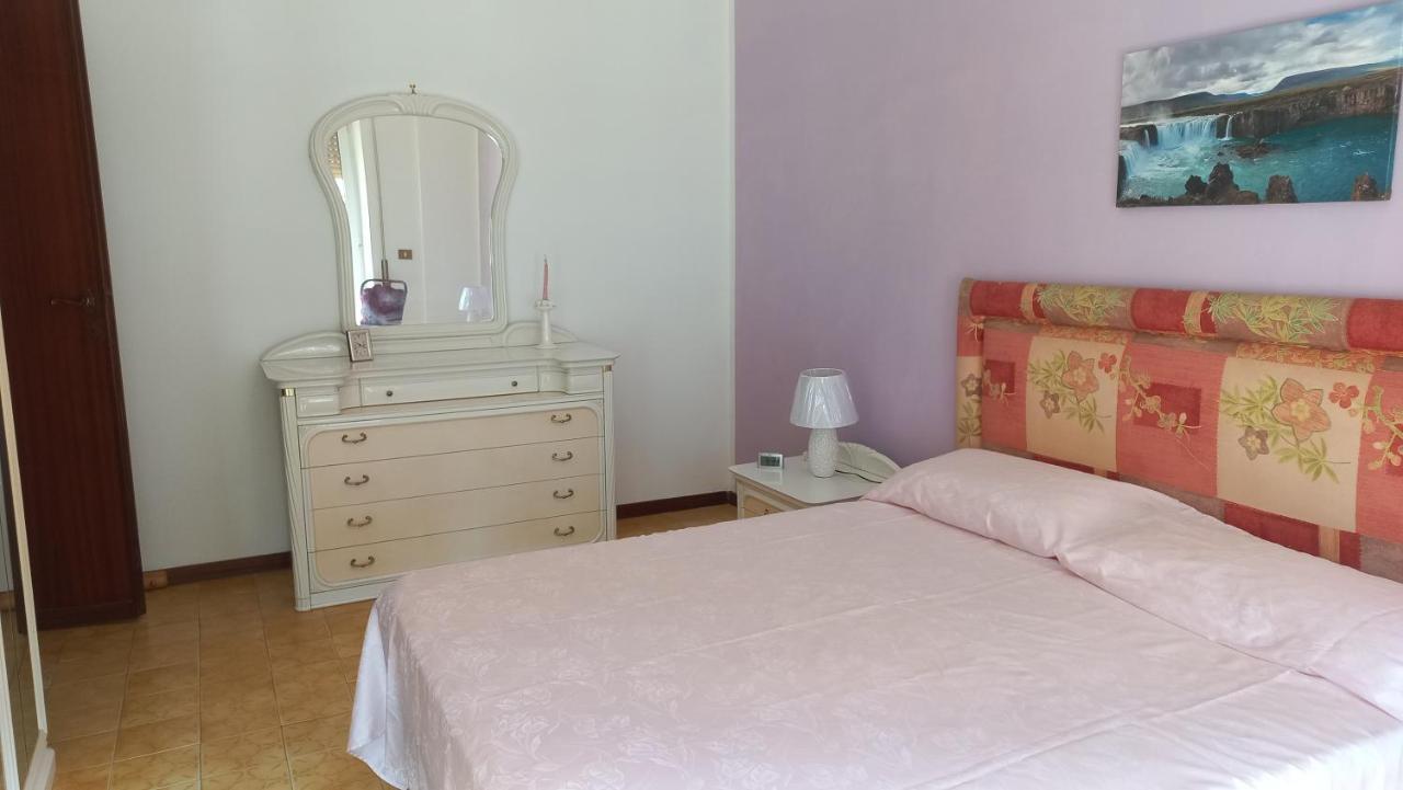Appartamento Incantevole Al Centro Di Torvaianica Ngoại thất bức ảnh
