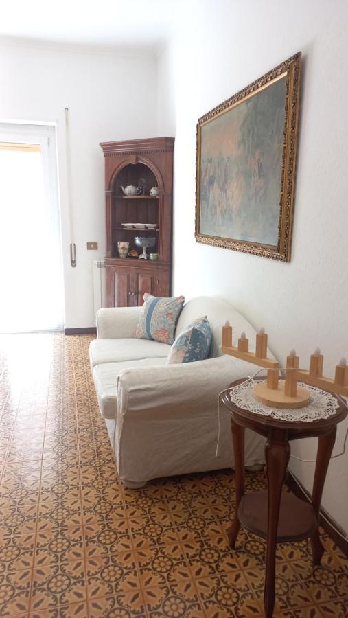 Appartamento Incantevole Al Centro Di Torvaianica Ngoại thất bức ảnh